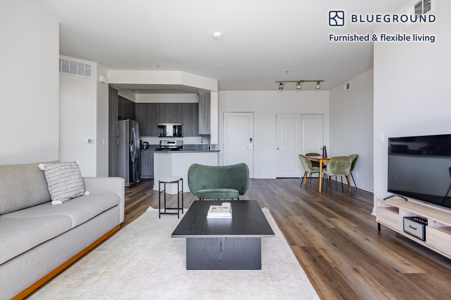 Building Photo - 13603 Marina Pointe Dr