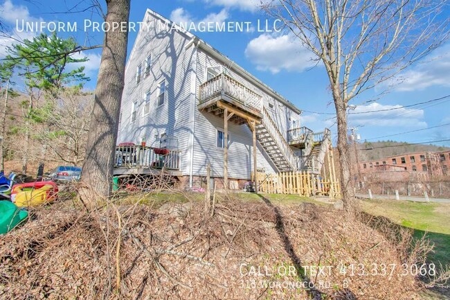 Building Photo - 315 Woronoco Rd