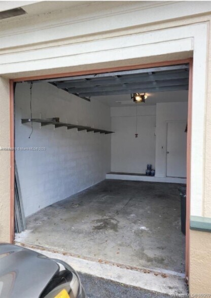 Building Photo - 2412 Centergate Dr