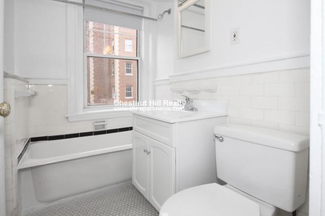 Building Photo - 1 bedroom in Cambridge MA 02138