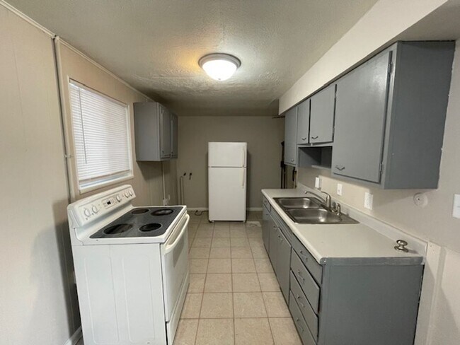 Building Photo - 2013 N 11th St