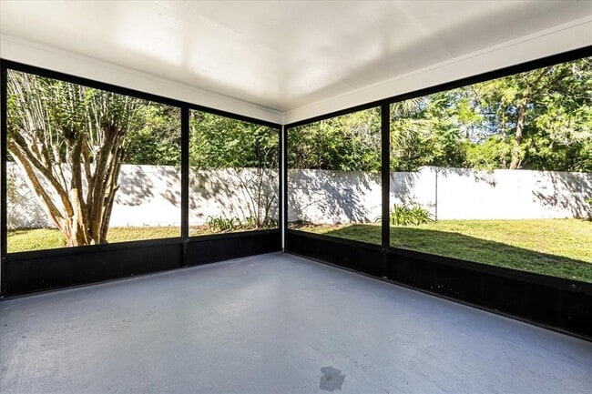 Building Photo - 975 Malden Ct