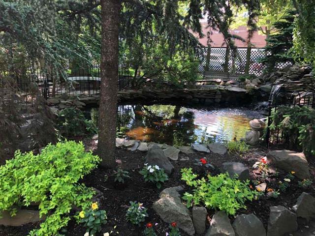 Building Photo - 225 St Pauls Ave