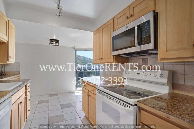 Building Photo - This property offers a NO DEPOSIT option available for qualified renters