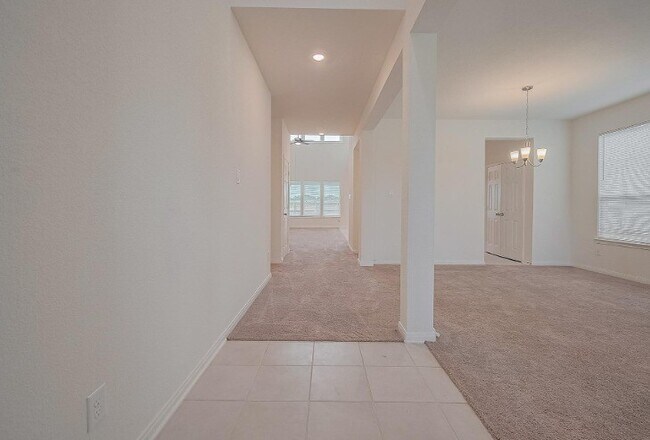 Building Photo - 5815 Texas Sage Dr