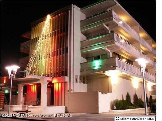 Building Photo - 400 Deal Lake Dr