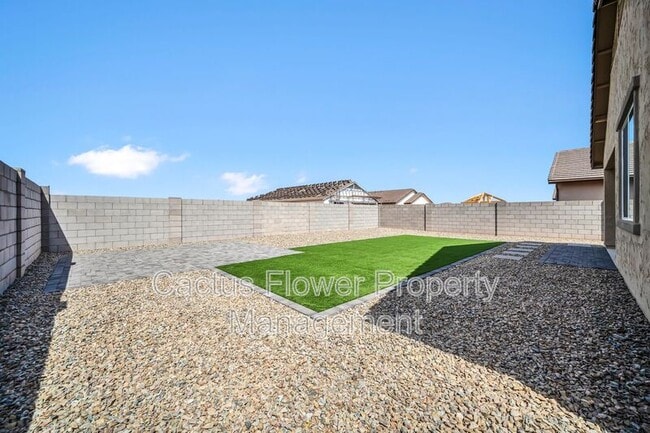 Building Photo - 13244 W Ranch Gate Rd