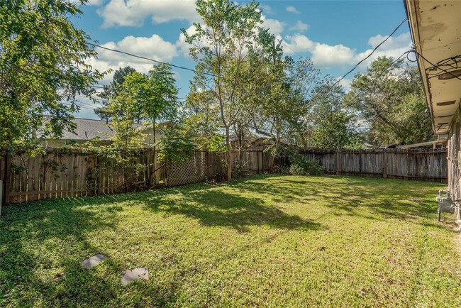 Building Photo - 5411 Ingomar Way