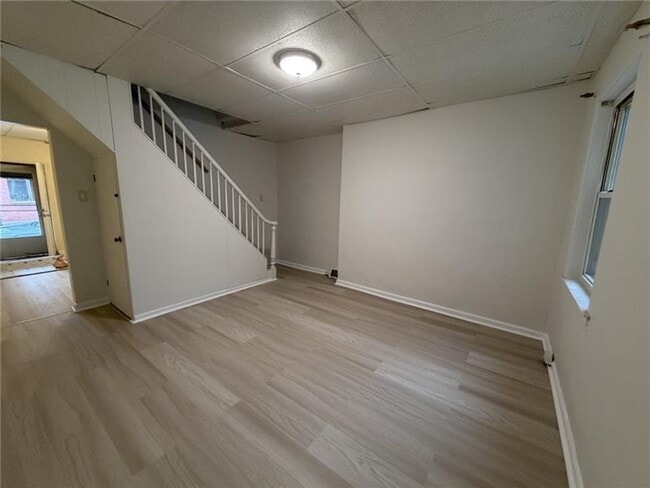 Building Photo - 235 38th St