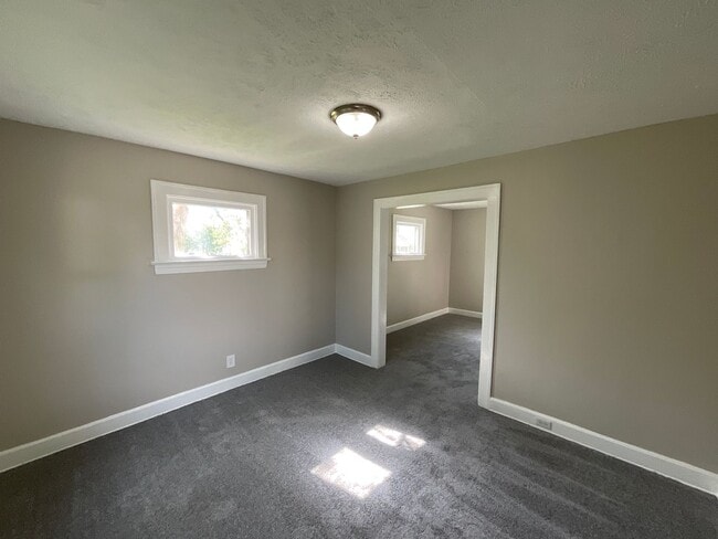 Building Photo - 21670 Ball Ave