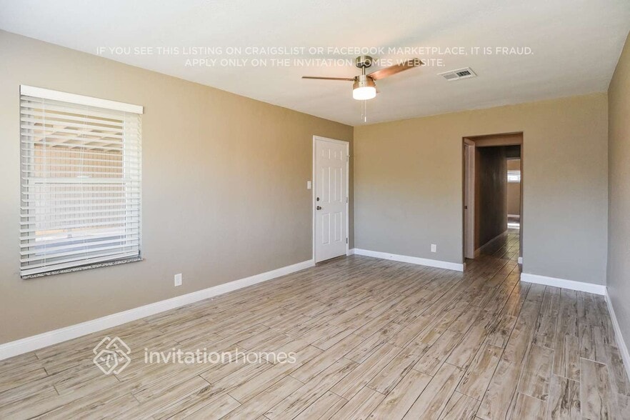 Building Photo - 26 Brown St