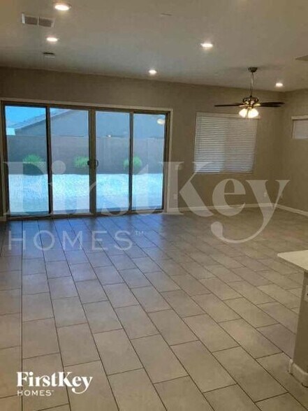 Building Photo - 19731 W Jackson St