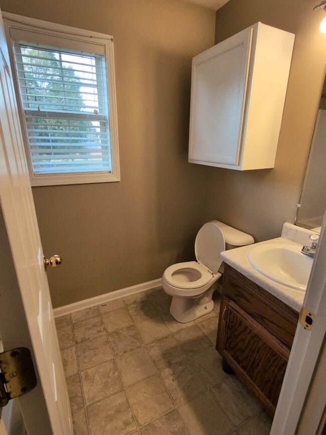 Building Photo - 3274 N Senseney Cir