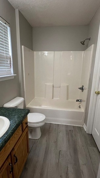 Building Photo - 3117 Holly Brook Cir