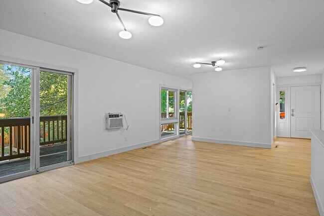 Floorplan - 815 Dewey Ave