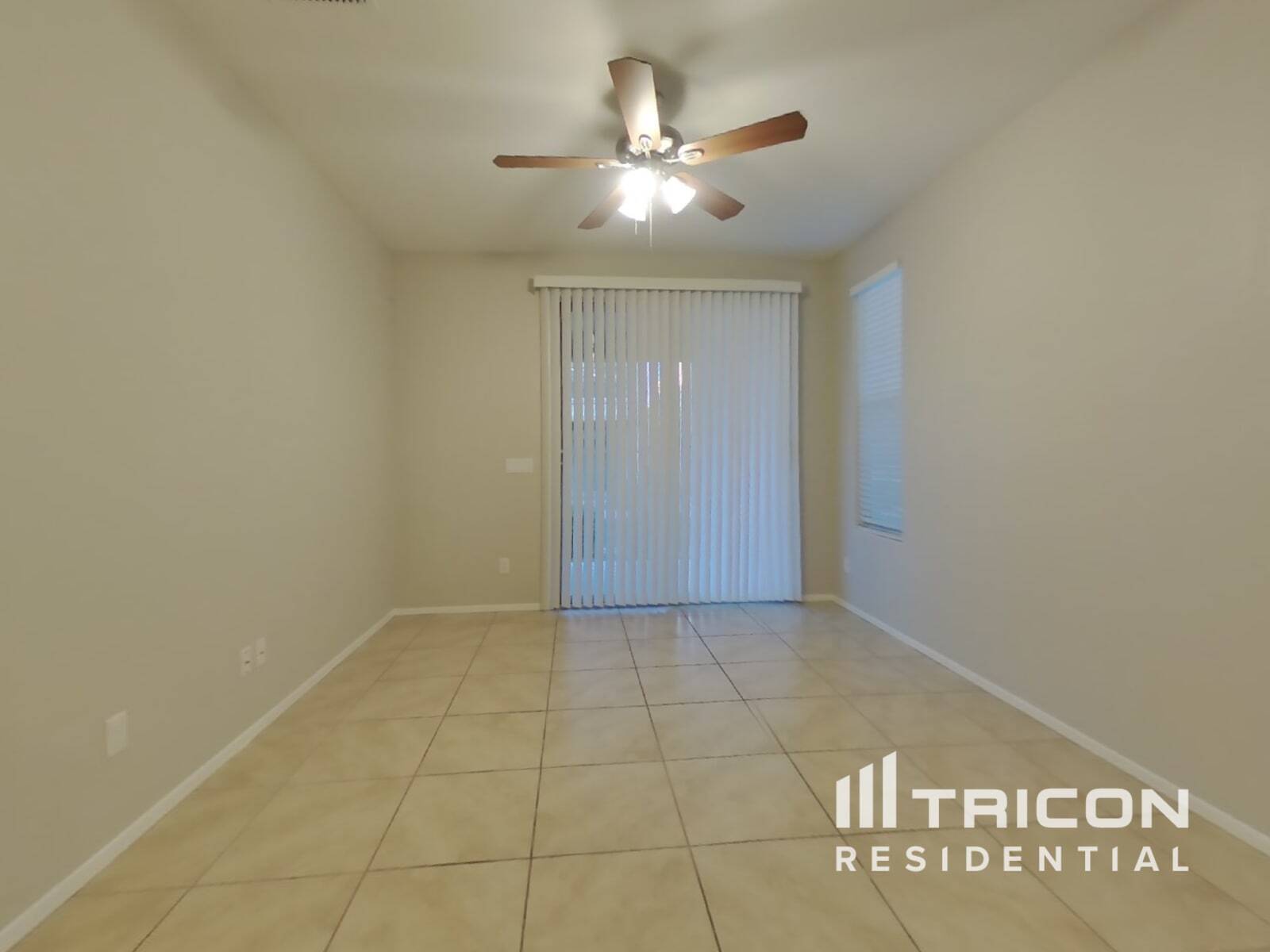 Building Photo - 14875 N 177th Ave