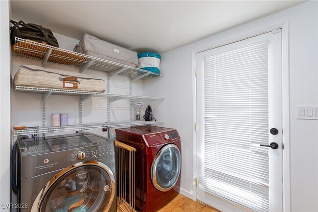 Building Photo - 1607 Pawnee Dr