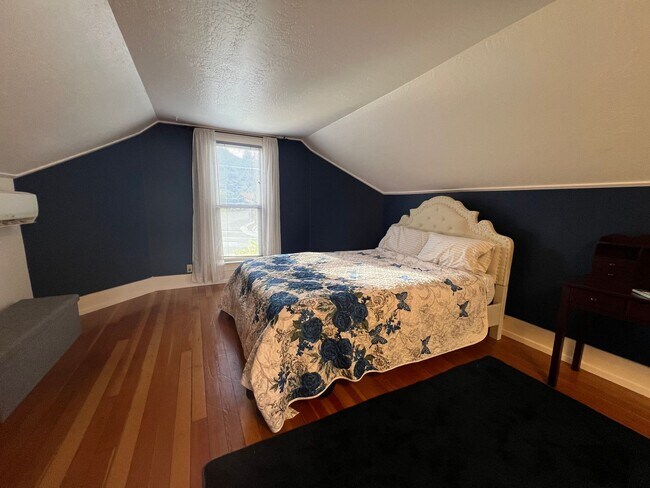 Building Photo - 508 N Main St