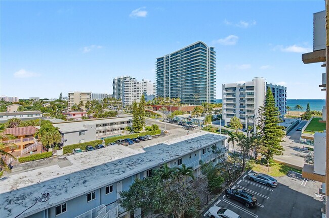 Building Photo - 801 N Ocean Blvd