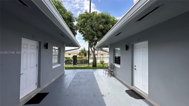 Building Photo - 4101 NW 30th Terrace