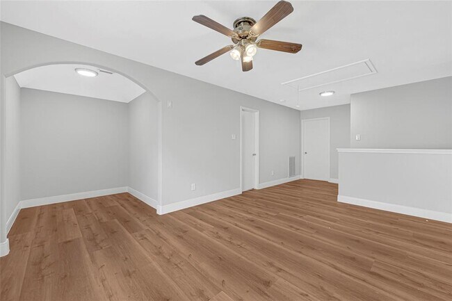 Building Photo - 2935 Sailors Moon Dr