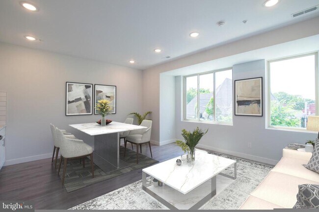 Building Photo - 2649 Titan St