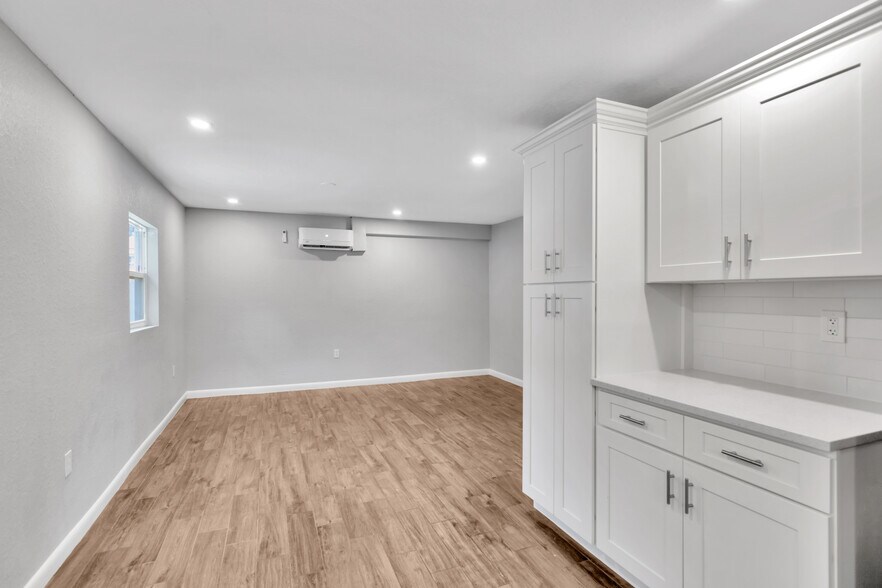 Building Photo - 2223 Gordon St