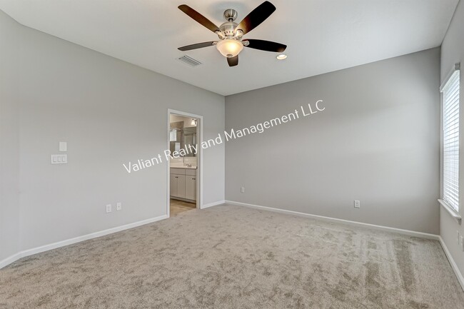 Building Photo - 278 Holly Forest Dr