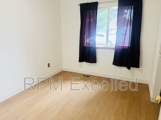 Building Photo - 31092 119th Ave SE