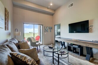 Building Photo - 2210 Remington Way