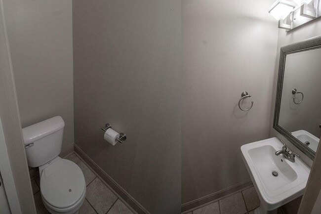 Building Photo - 5702 Thornbrook Pkwy