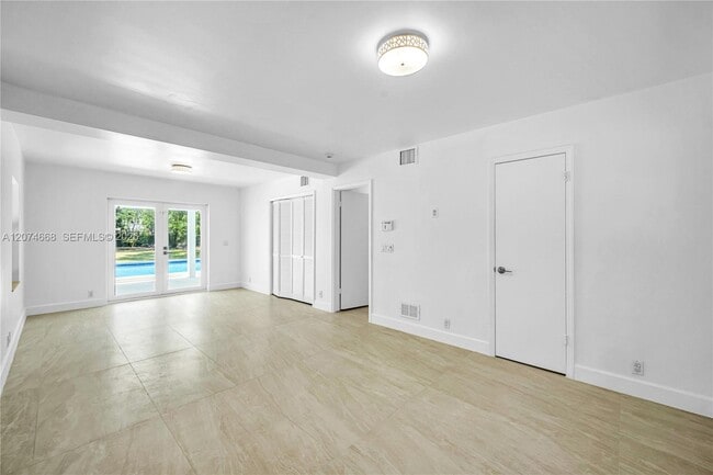 Building Photo - 7480 SW 122nd St