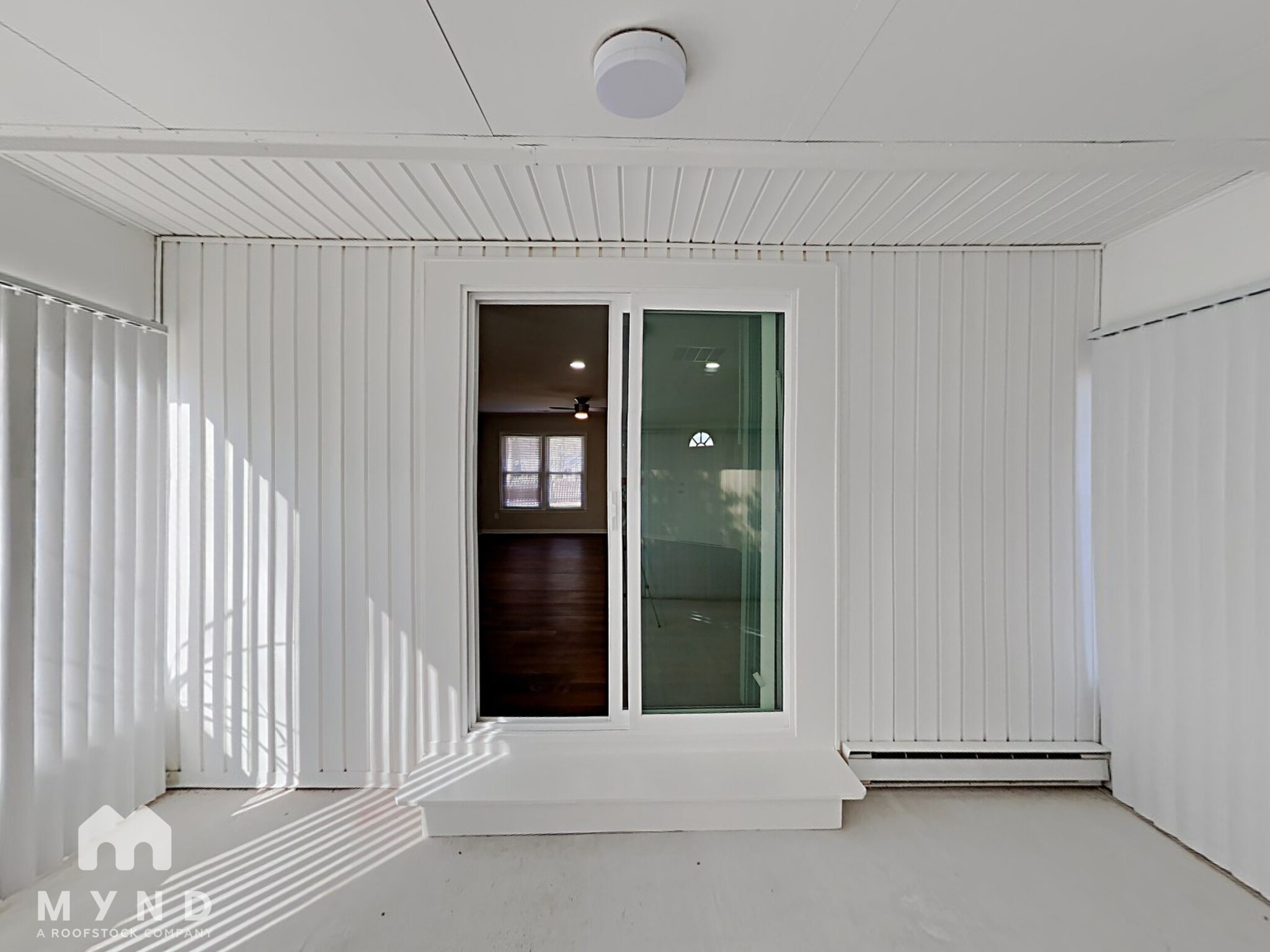 Building Photo - 8213 Willowlake Ct