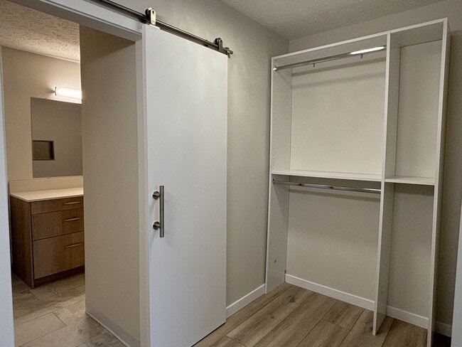 Building Photo - 4771 Stansbury Ln
