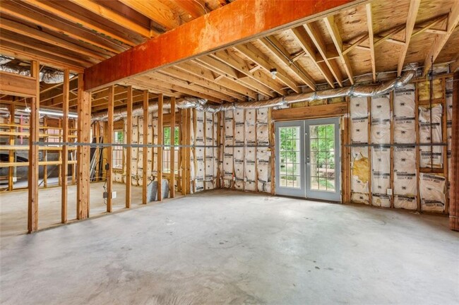 Building Photo - 3504 Ivy Manor Rd SE