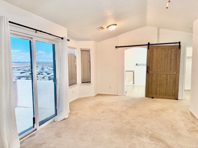 Building Photo - 1199 Mirador Loop N E
