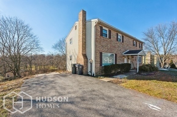 Building Photo - AVAILABLE NOW! - 60 Faith Cir, Carlisle, P...