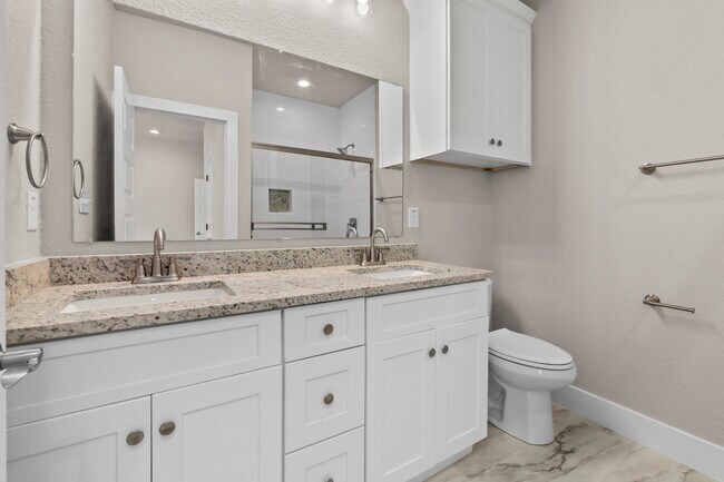Building Photo - 119 Ave Ventana