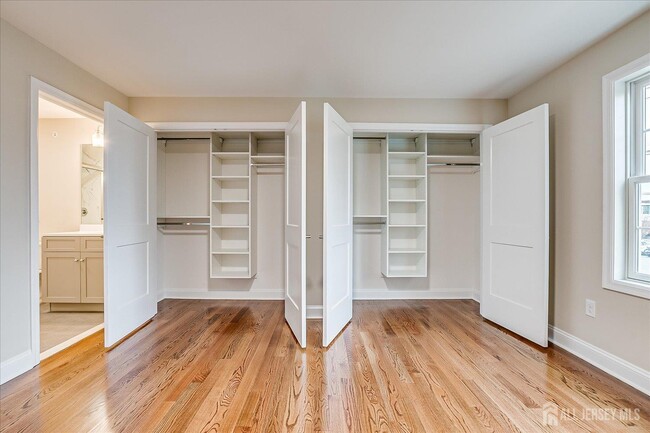 Building Photo - 1400 Hamilton Blvd