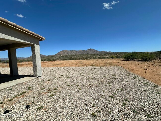 Building Photo - 117 Ver Patria
