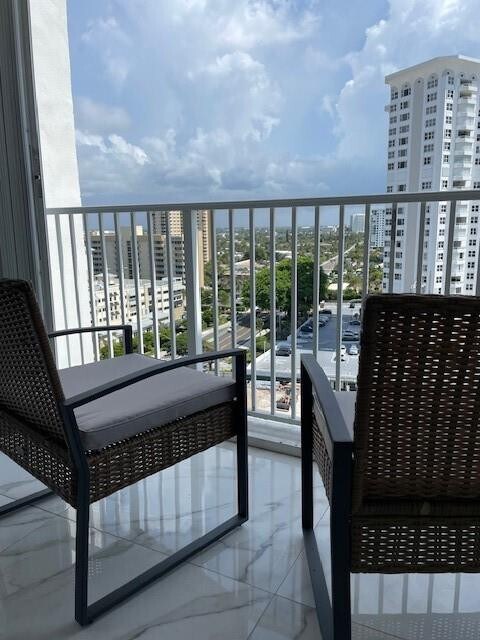 Building Photo - 1360 S Ocean Blvd