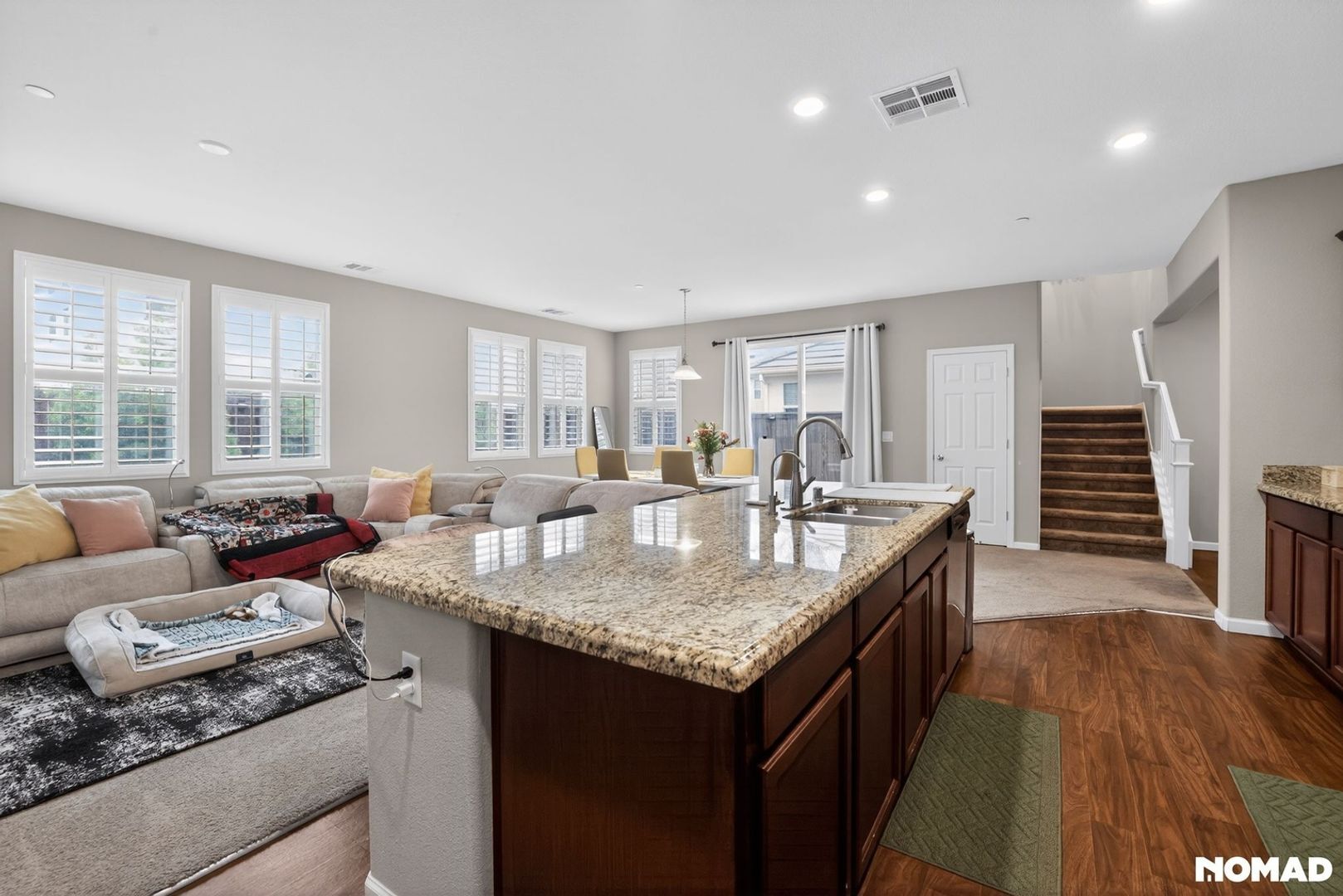 Building Photo - 5309 Ocean Ln