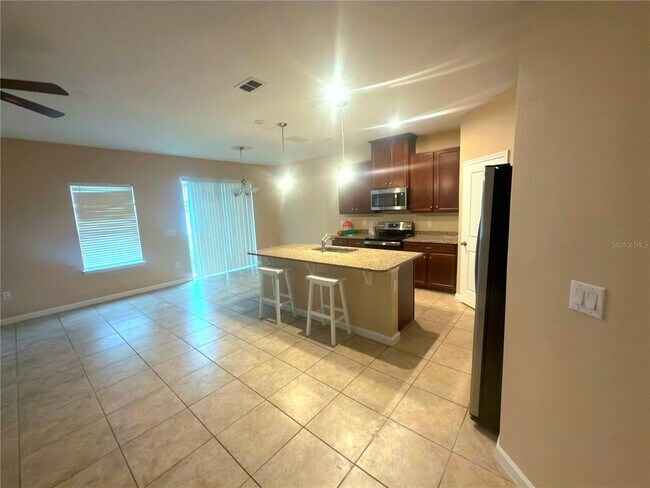 Building Photo - 5583 Toulouse Ln