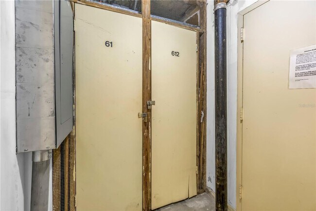 Building Photo - Beautiful 2BR/2BA Waterfront Condo in 55+ ...