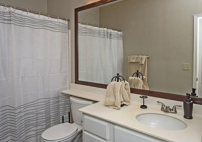 Building Photo - Furnished Condo. SCOTTSDALE SOMERSET 2 bed, 2 bath unit