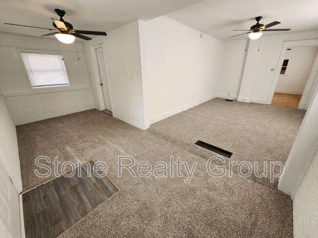 Building Photo - 4412 S 12th St