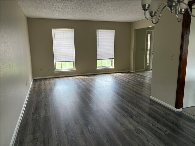 Building Photo - 3310 Mulberry Hill Ln