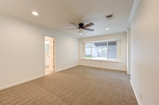 Building Photo - 2523 Anniston Dr