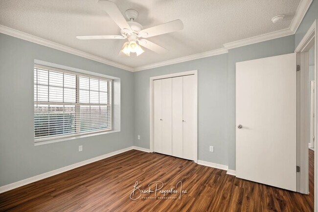 Building Photo - 3510 Silvertree Ln