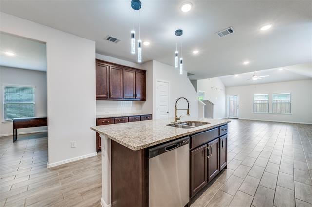 Building Photo - 14149 Danesdale Dr